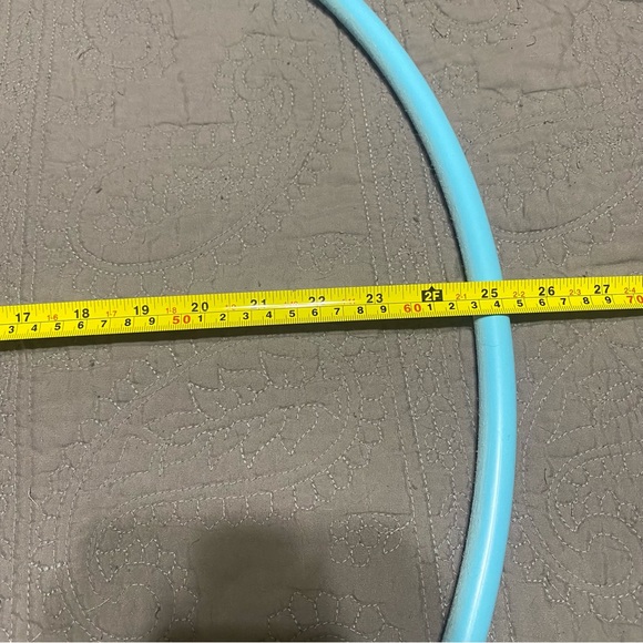 25” Teal Hula Hoop - Picture 6 of 7